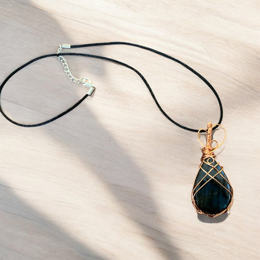 Labradorite wire wrapped necklace